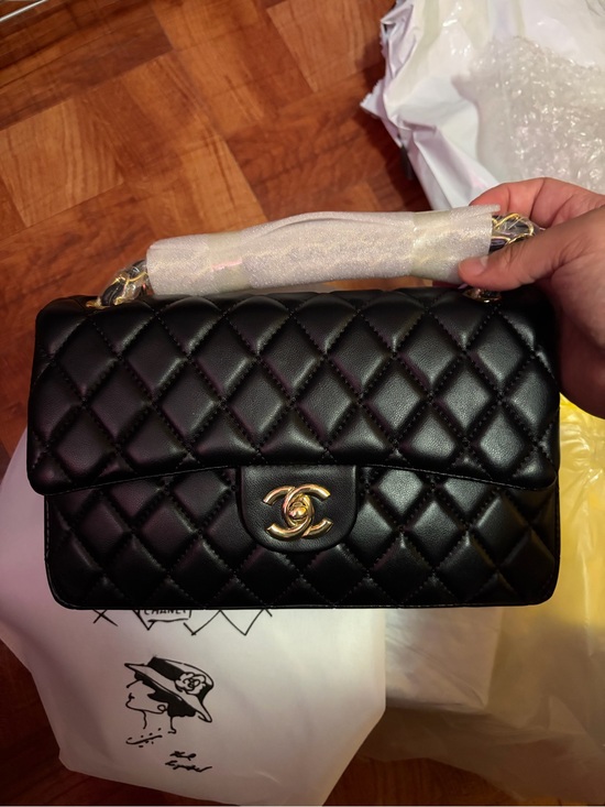 CHANEL Handbags - CHANEL Black Quilted Leather Shoulder Bag with Gold Hardware